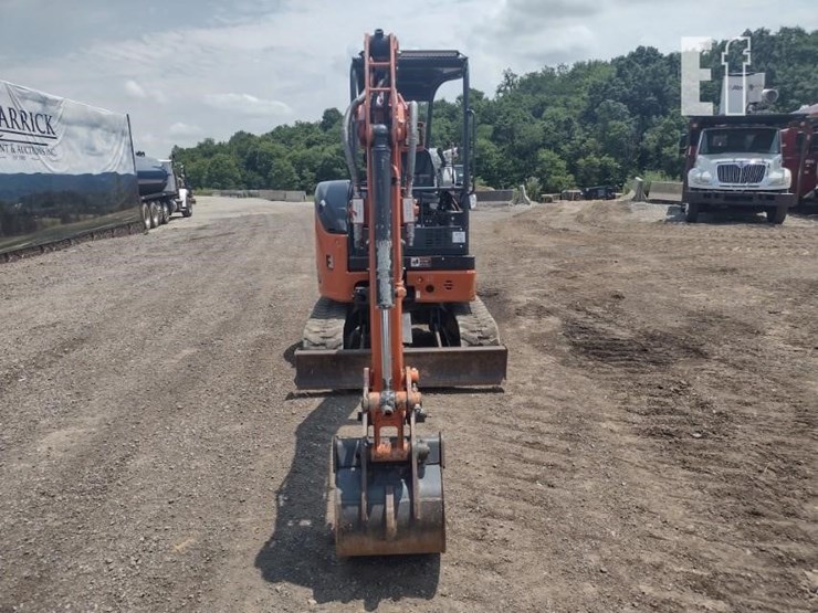 2021-hitachi-zx26u-5-image-2