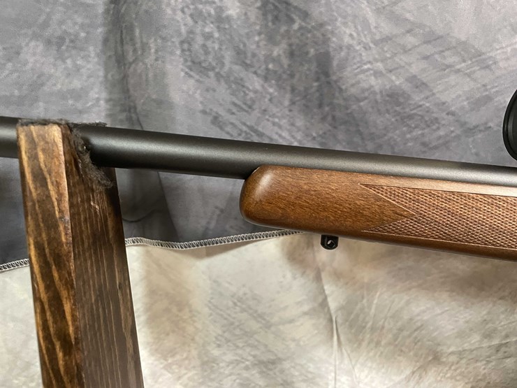 #4453-•-savage-93r17-17-hmr-bolt-action-rifle,-sn:-4161682-image-18