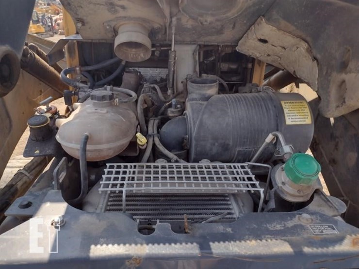 2020-deere-333g-image-34