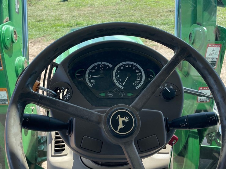 2014-john-deere-6210r-image-59