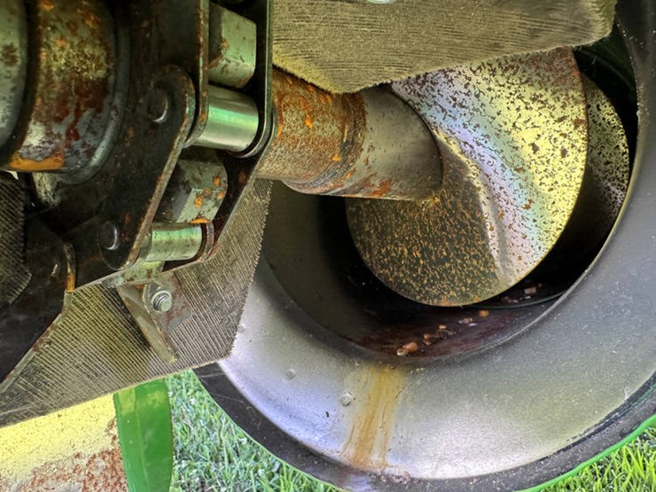 2010-john-deere-2010-image-27