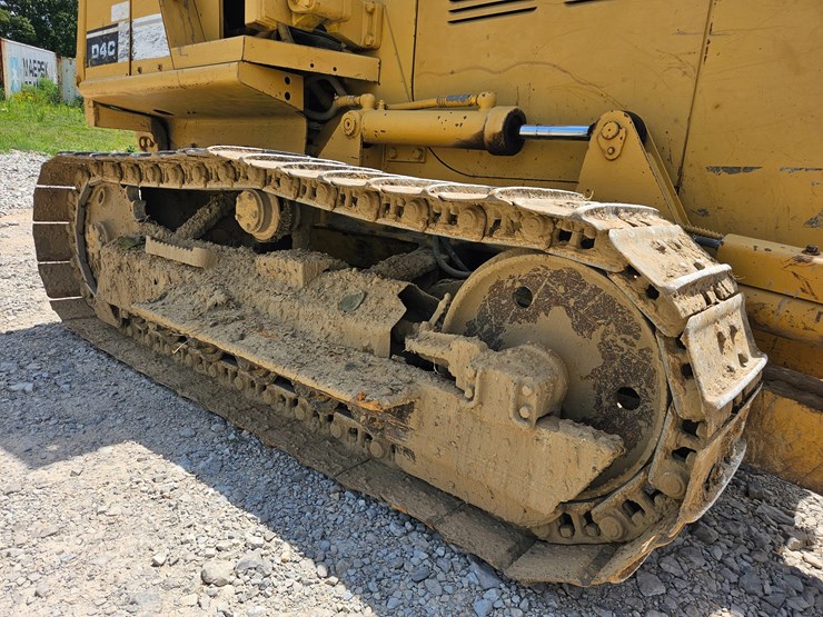 caterpillar-d4c-image-59