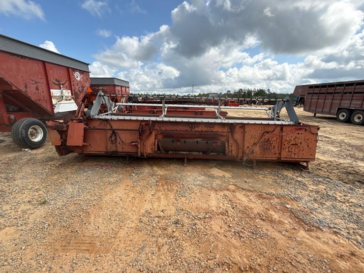 massey-ferguson-16-image-5