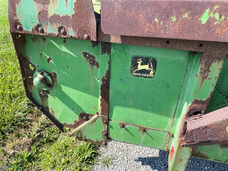 john-deere-450-image-16