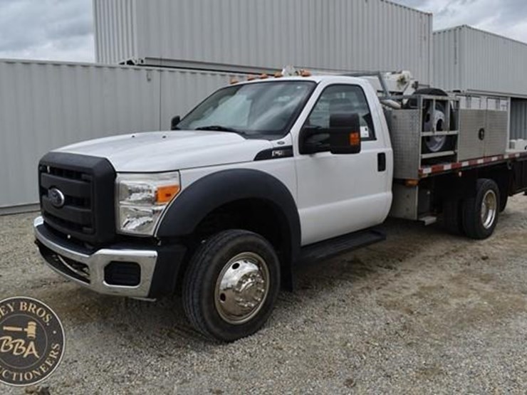 2013-ford-f550-image-26