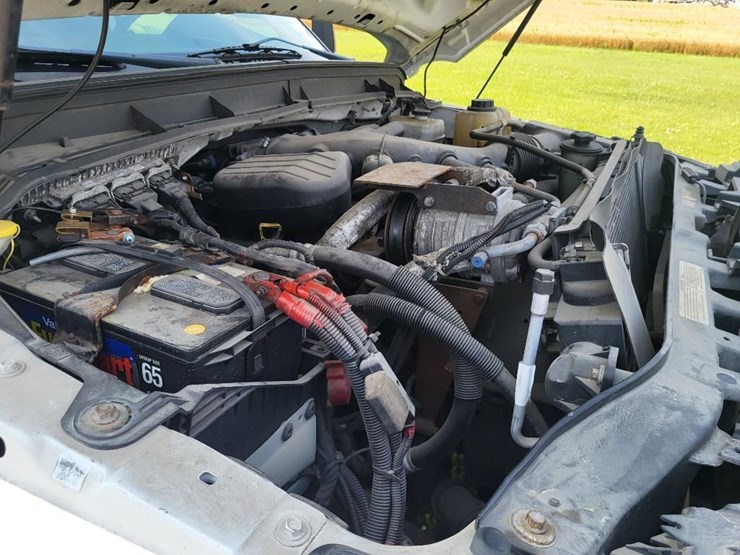 2012-ford-f550-xl-image-95