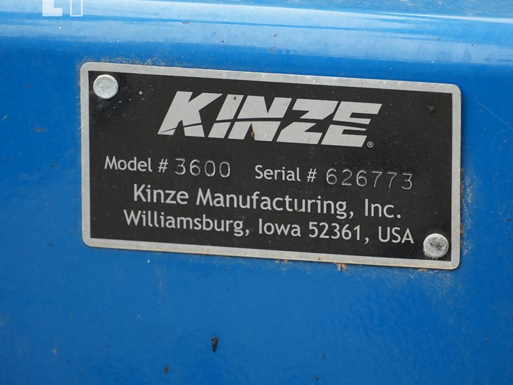 2013-kinze-3600asd-image-26