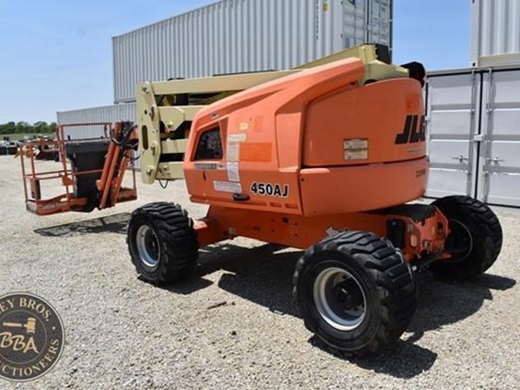 2016-jlg-450aj-image-5