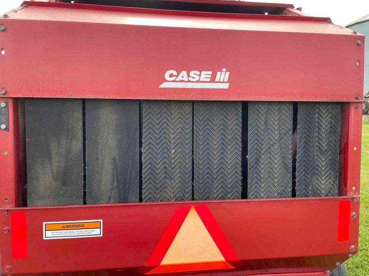 case-8430-round-baler-image-22