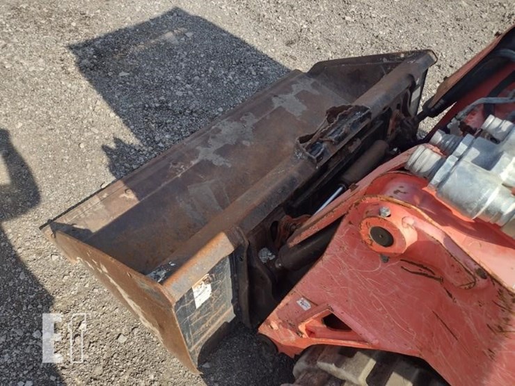kubota-svl65-2-image-18