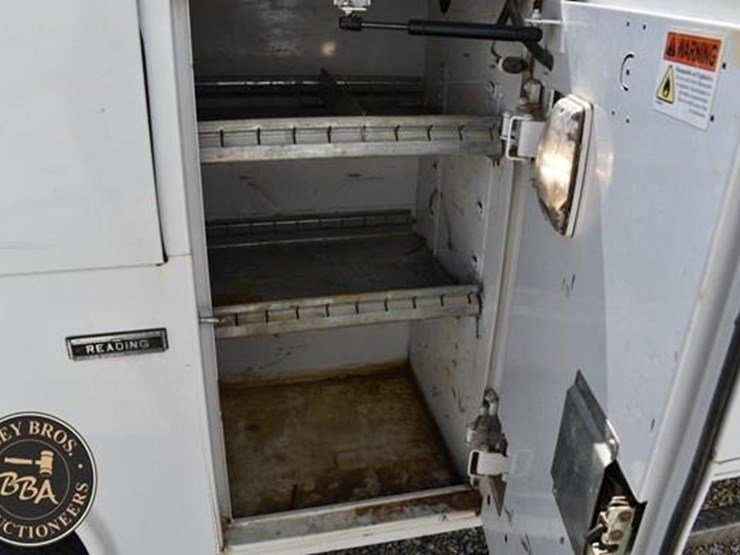 2016-ford-f550-sd-image-21