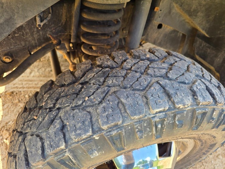 2018-utility-flatbed-image-37