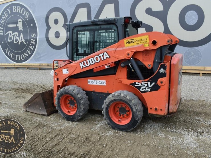 2017-kubota-ssv65-image-9