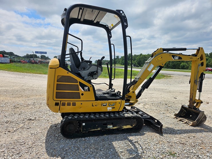 caterpillar-301.7-image-16