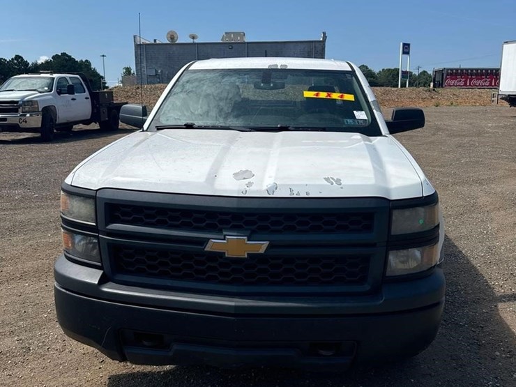 2014-chevrolet-silverado-1500-image-2