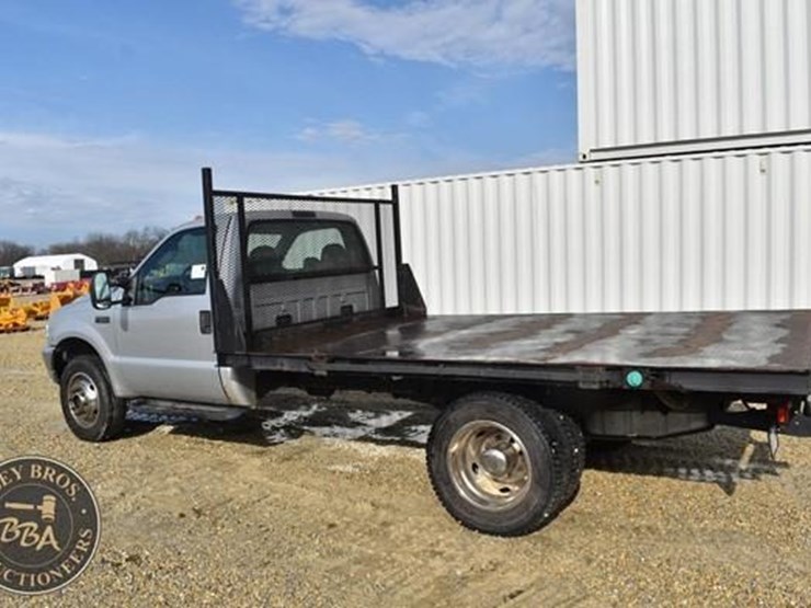 2003-ford-f550-image-5