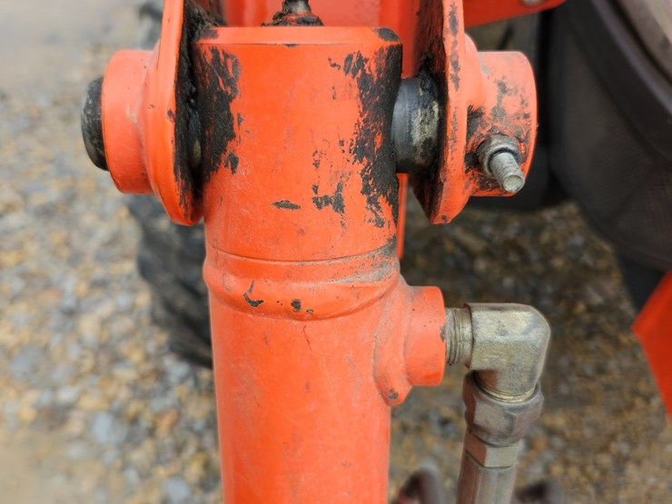 #20866-•-2008-kubota-l3240-tractor-image-47