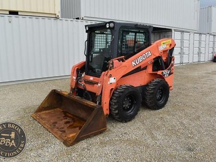 2017-kubota-ssv65-image-2