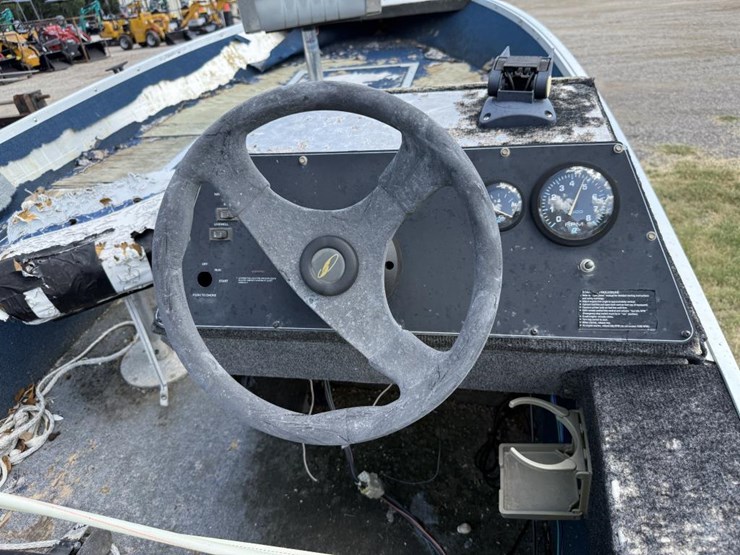 #201-•-1995-starcraft-super-fisherman-160-aluminum-boat-image-14