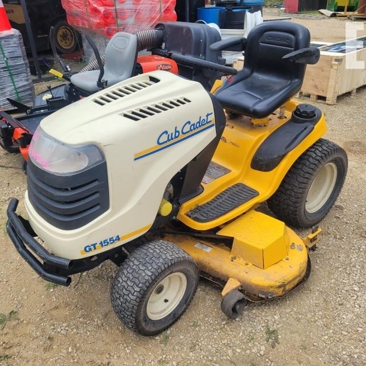 CUB CADET GT1554