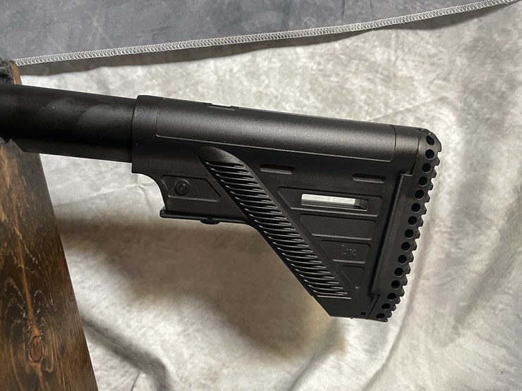 #4457-•-heckler-and-koch-416-(ar-15)-22-lr-semi-auto-rifle,-sn:-hb075574-image-29