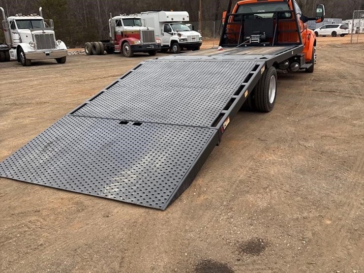 2012-ford-f650-sd-image-6
