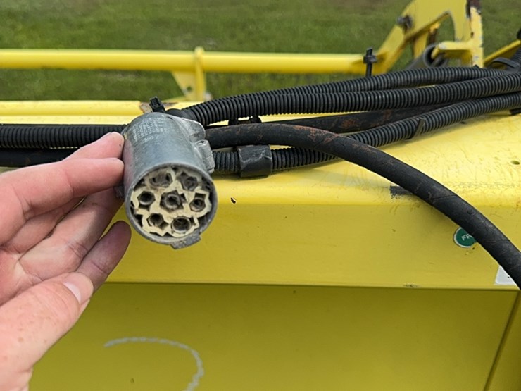 john-deere-windrow-forage-header-image-8