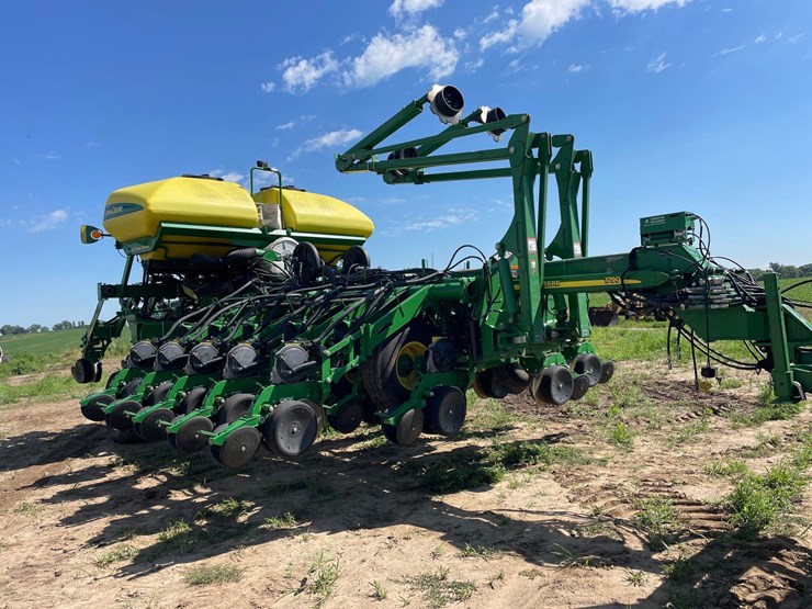 2012-john-deere-1790-image-2