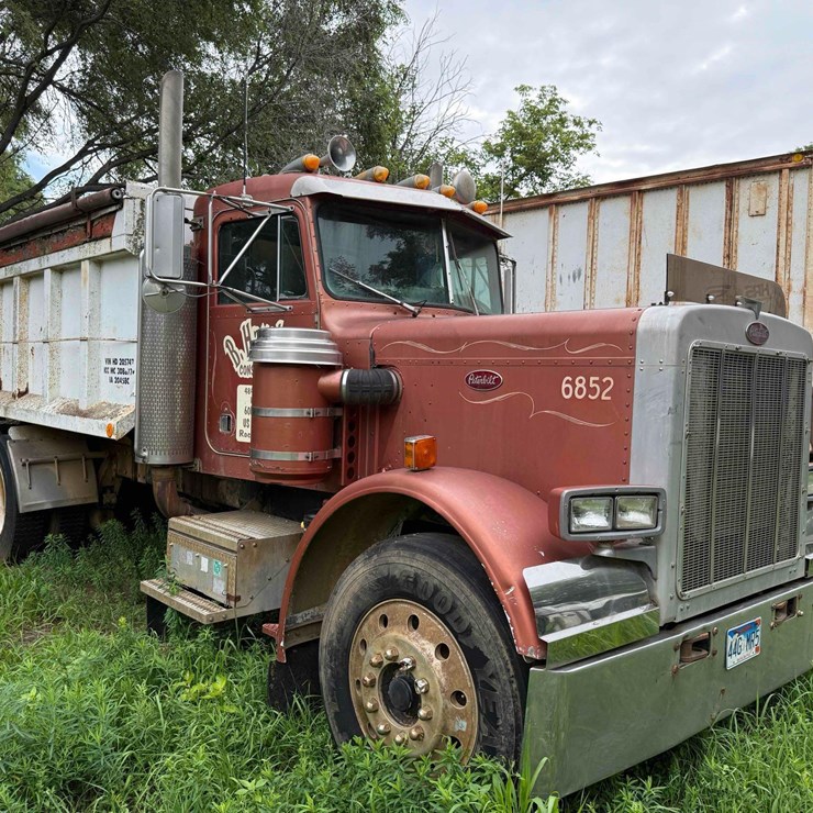 1987 PETERBILT 359
