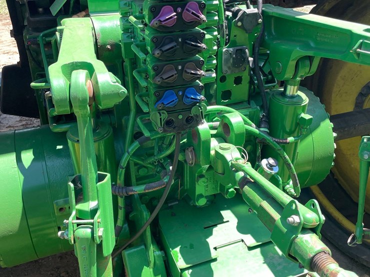 2013-john-deere-8360rt-image-13