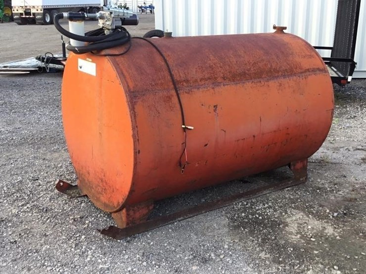 500-gallon-fuel-tank-and-pump-image-3