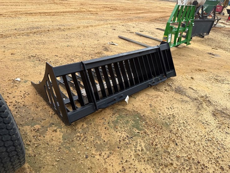 136---new---66"-rock-bucket-image-3