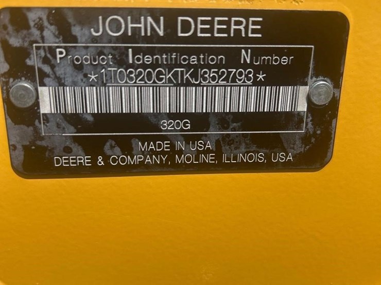 deere-320g-image-13