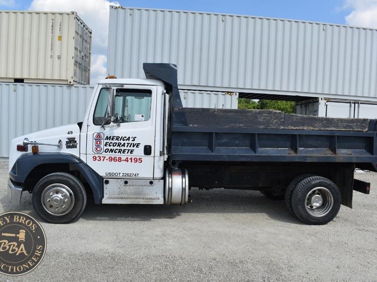 1999-freightliner-fl60-image-5