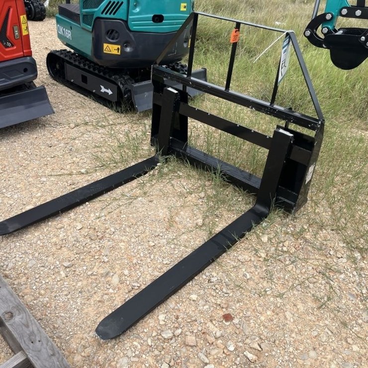 Mower King SS Pallet Forks