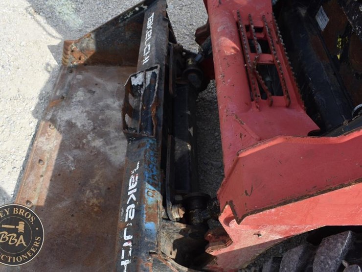 2017-takeuchi-ts50v-image-23