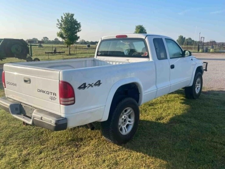 2003-dodge-dakota-image-25
