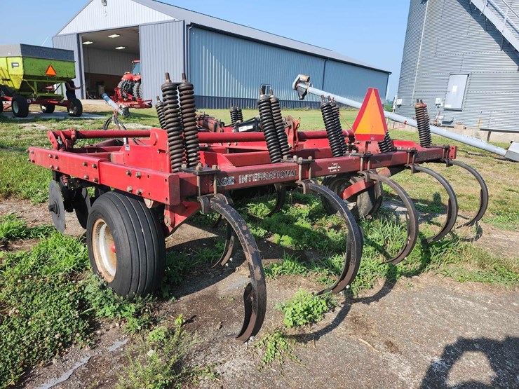 case-ih-6500-image-6