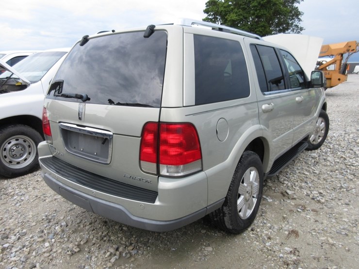 2003-lincoln-aviator-image-4
