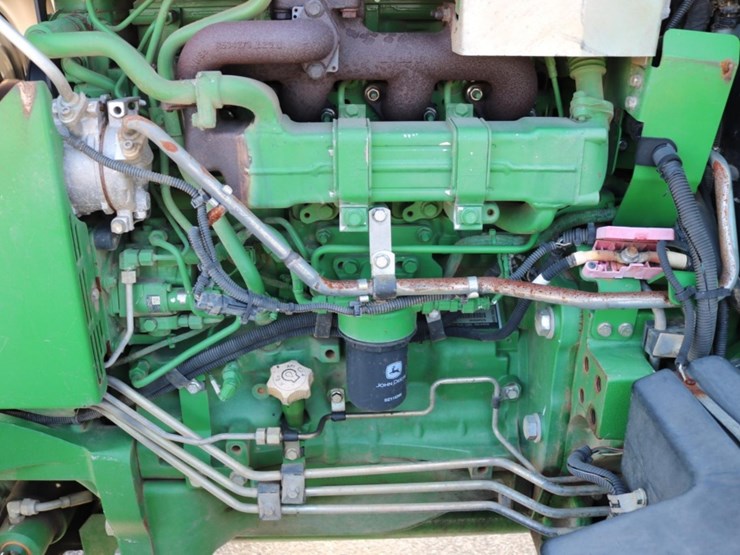 john-deere-6105e-image-8