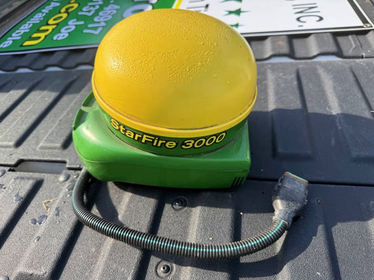 john-deere-3000-image-1