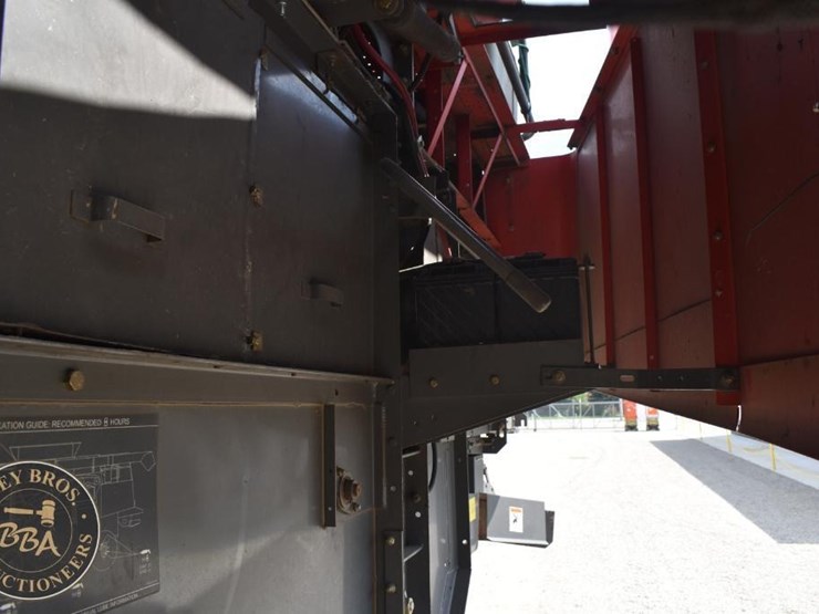 2007-massey-ferguson-9690-image-58