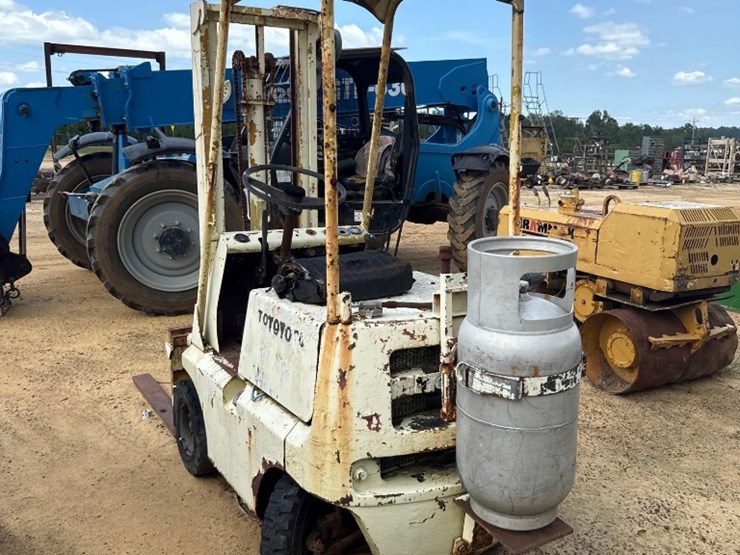 200---toyota-fork-lift-(dont-run)-image-3