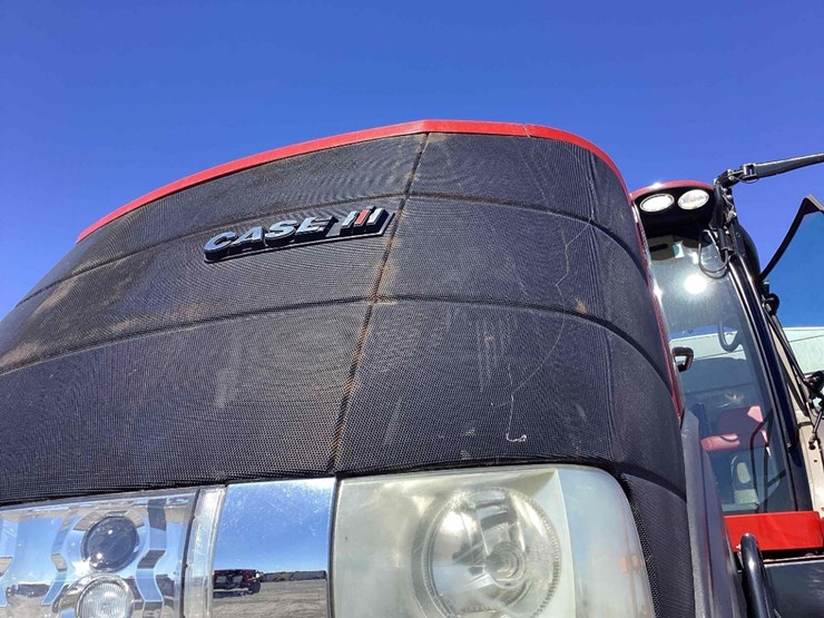 2021-case-trident-5550-spreader-image-47