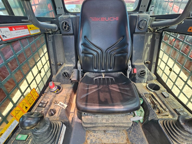 takeuchi-tl10v2-image-46