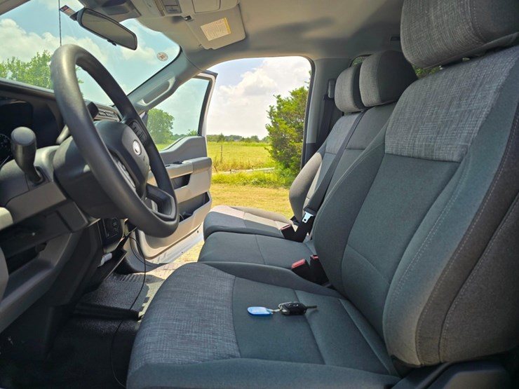 2024-ford-f350-image-33