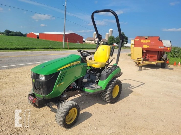 john-deere-1025r-image-1