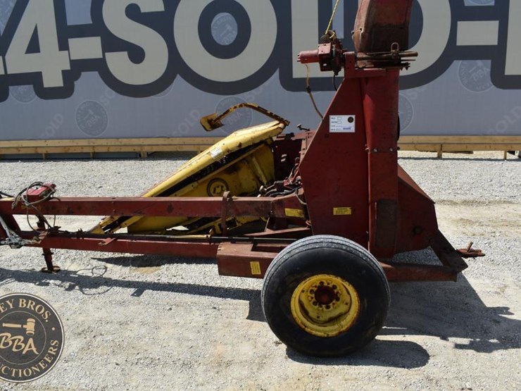 new-holland-770-image-4