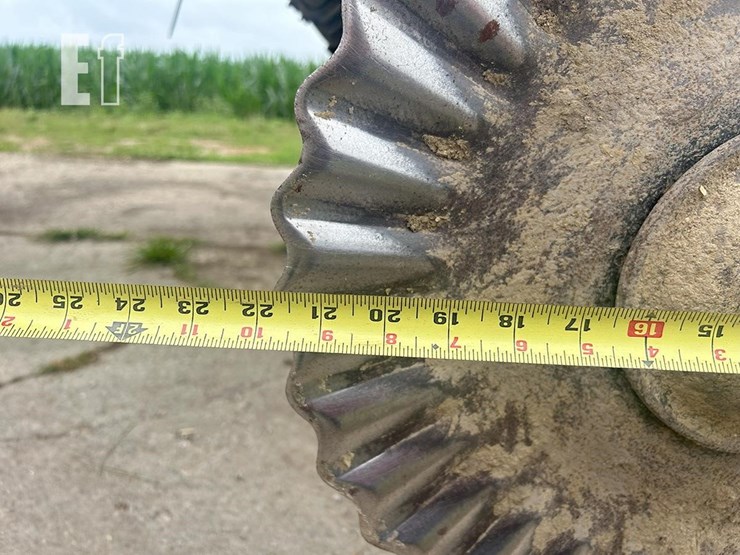 2012-kuhn-krause-8000-25-image-17