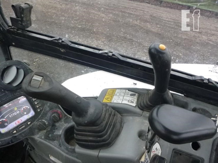 2021-bobcat-e35-image-9